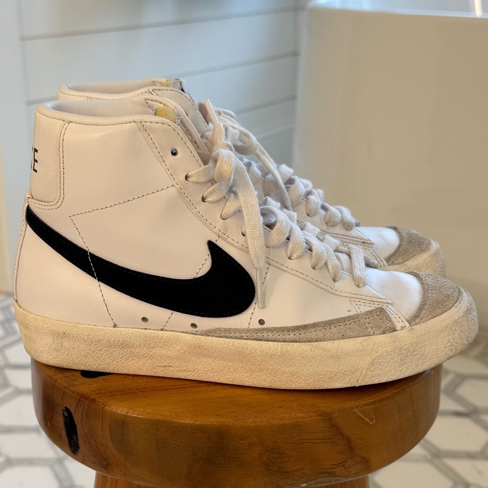 Nike Blazer Mid 77 white black High-Tops